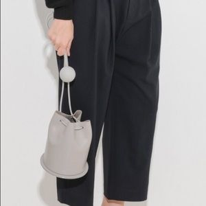 BUILDING BLOCK Disc in Concrete Gray